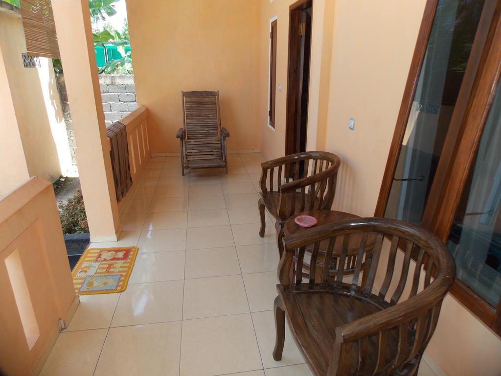 Hotel Putra Sindang Asih Batukaras Room photo