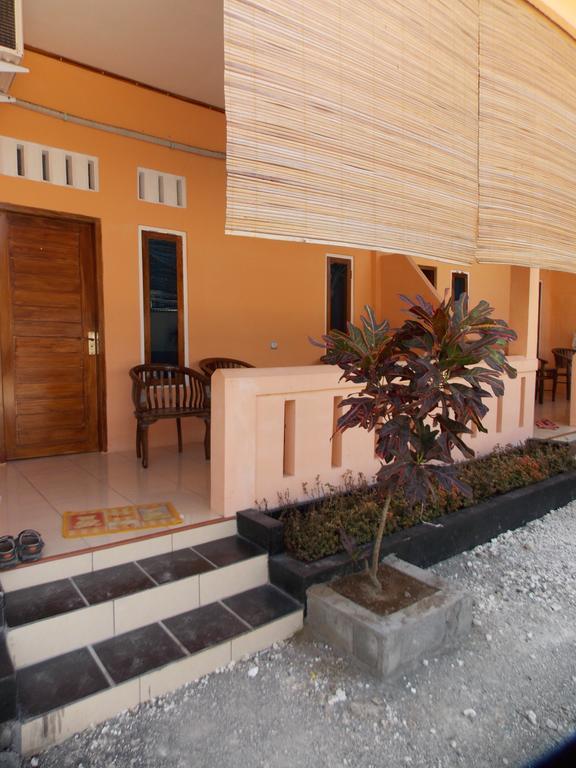 Hotel Putra Sindang Asih Batukaras Room photo